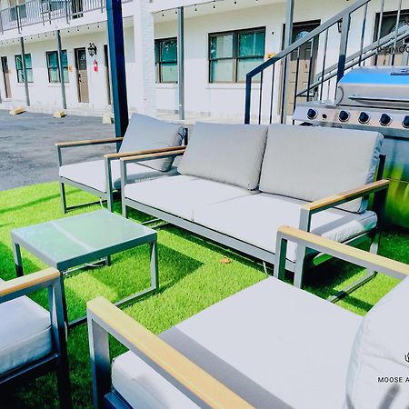The Moose #11 - Luxe Modern Loft With King Bed, Free Parking & Wi-Fi Appartement Memphis Buitenkant foto